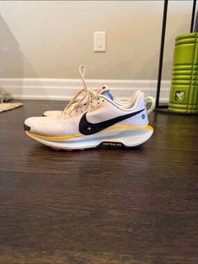 Nike Pegasus trail run shoes